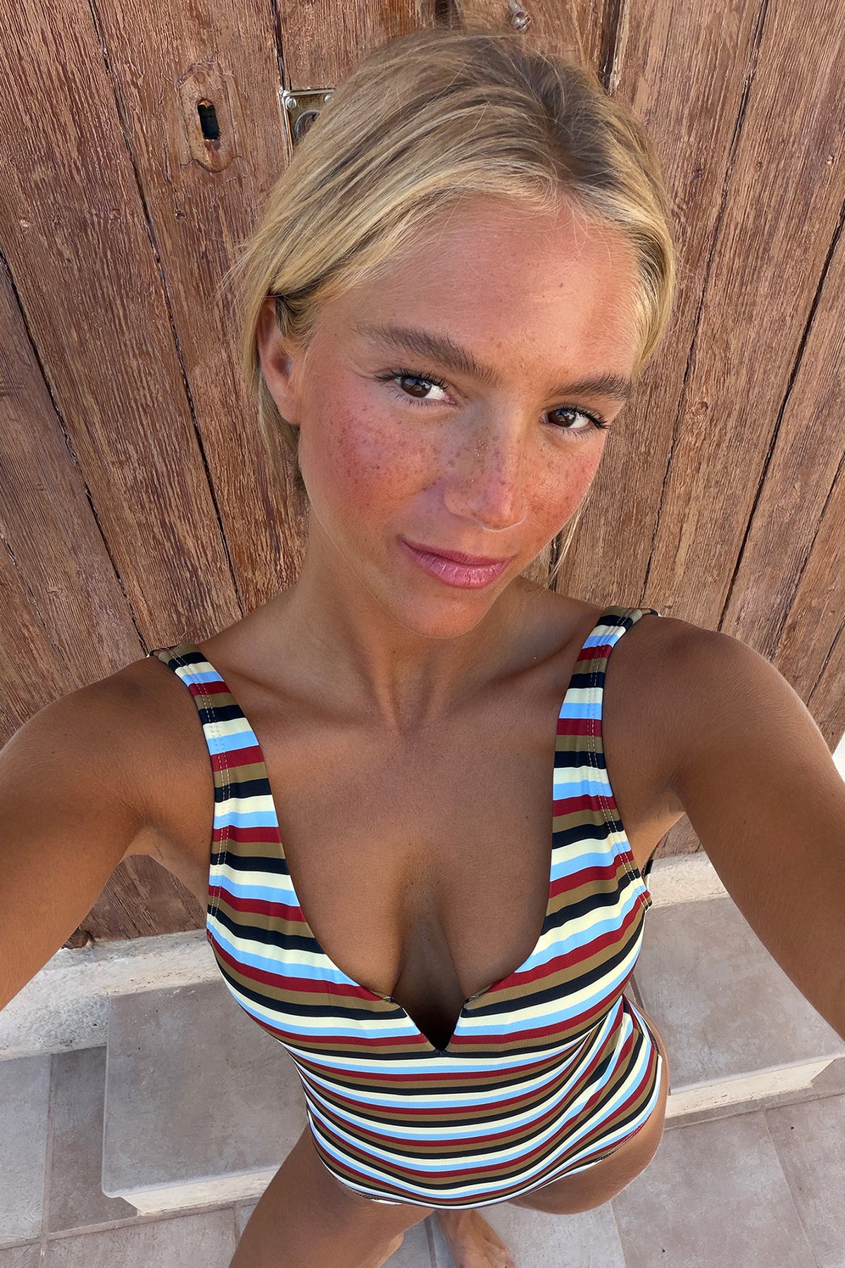 One Piece Emily Bg Tide